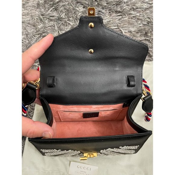 SOLD Authentic Gucci SYLVIE HANDBAG - Picture 6 of 8